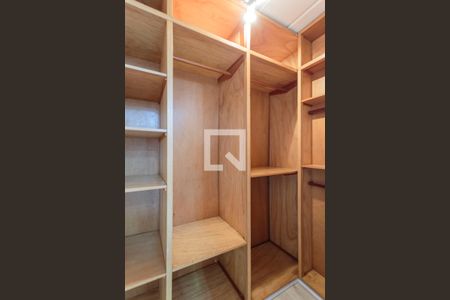 Apartamento para alugar com 74m², 1 quarto e 1 vagaCloset