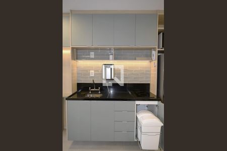 Cozinha de kitnet/studio para alugar com 1 quarto, 29m² em Sumarezinho, São Paulo