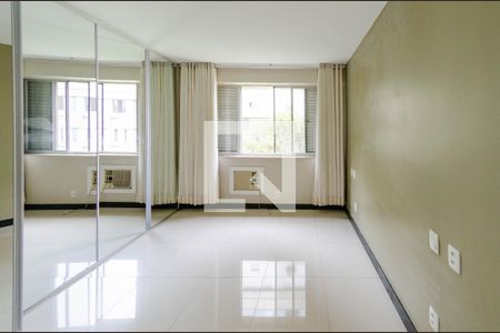 Apartamento para alugar com 160m², 4 quartos e 2 vagasSuíte
