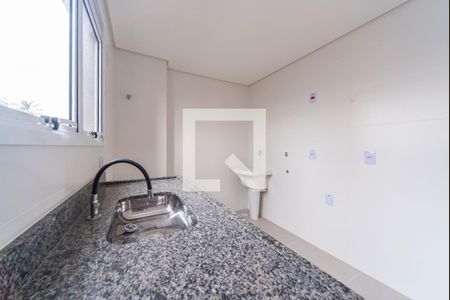 Apartamento para alugar com 56m², 2 quartos e 2 vagas Apartamento para alugar com 56m², 2 quartos e 2 vagasCozinha e Área de Serviço