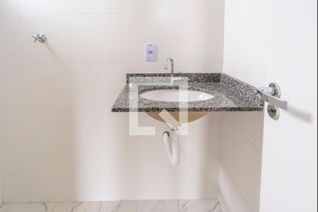 Apartamento para alugar com 56m², 2 quartos e 2 vagas Apartamento para alugar com 56m², 2 quartos e 2 vagasBanheiro do Quarto 2