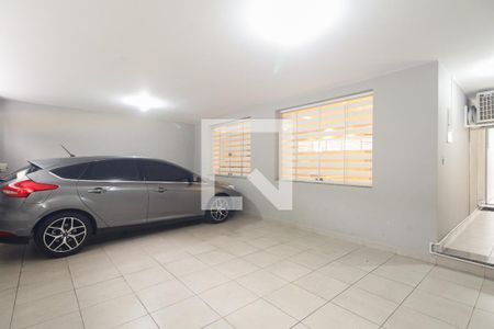 Casa à venda com 182m², 3 quartos e 3 vagasGaragem 