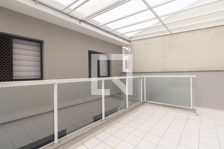 Casa à venda com 182m², 3 quartos e 3 vagasTerraço 