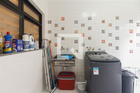 Casa à venda com 182m², 3 quartos e 3 vagasÁrea de Serviço 