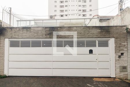 Casa à venda com 182m², 3 quartos e 3 vagasFachada 