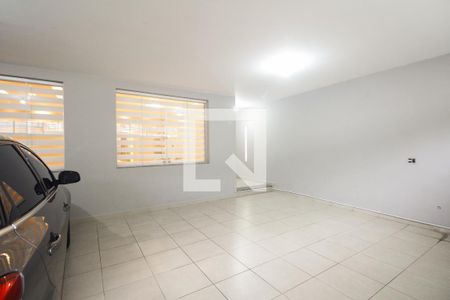 Casa à venda com 182m², 3 quartos e 3 vagasGaragem 