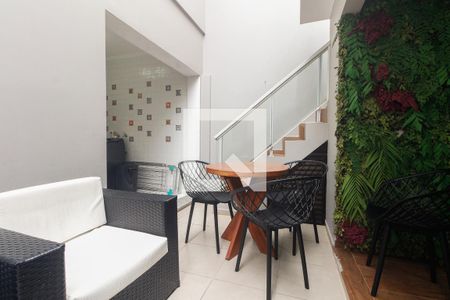 Casa à venda com 182m², 3 quartos e 3 vagasQuintal e Área Gourmet 