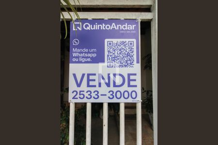 Casa à venda com 81m², 2 quartos e 1 vagaPlaquinha Instalada