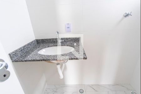 Apartamento para alugar com 56m², 2 quartos e 1 vaga Apartamento para alugar com 56m², 2 quartos e 1 vagaBanheiro do QUarto 2