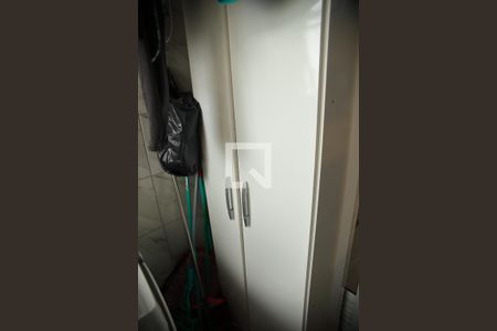 Apartamento à venda com 80m², 2 quartos e 2 vagasÁrea de Serviço