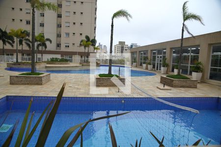 Apartamento à venda com 80m², 2 quartos e 2 vagasÁrea comum - Piscina