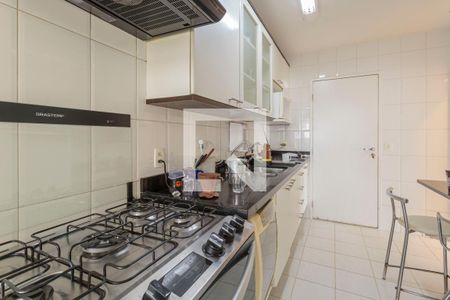 Apartamento à venda com 103m², 3 quartos e 2 vagasCozinha