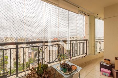 Apartamento à venda com 103m², 3 quartos e 2 vagasVaranda