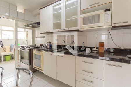 Apartamento à venda com 103m², 3 quartos e 2 vagasCozinha
