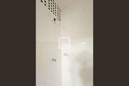 Banheiro de kitnet/studio para alugar com 1 quarto, 35m² em Centro Histórico, Salvador