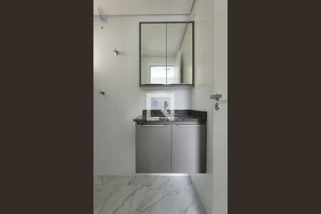 Apartamento à venda com 53m², 2 quartos e 1 vaga Apartamento à venda com 53m², 2 quartos e 1 vagaBanheiro da suíte