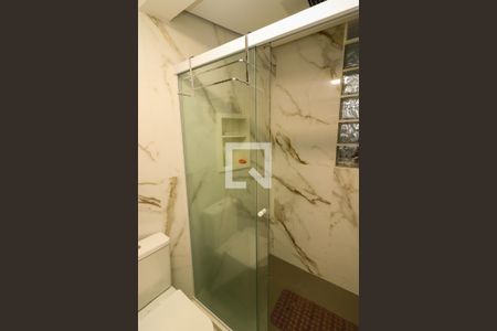 Apartamento à venda com 142m², 3 quartos e sem vaga Apartamento à venda com 142m², 3 quartos e sem vagaBanheiro 1