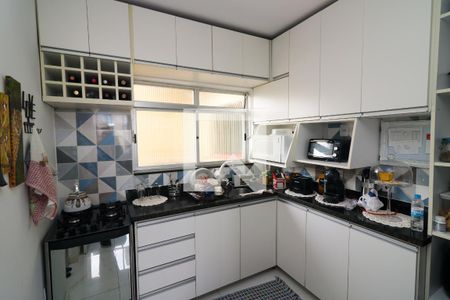 Apartamento à venda com 142m², 3 quartos e sem vaga Apartamento à venda com 142m², 3 quartos e sem vagaCozinha