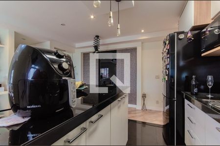 Apartamento à venda com 64m², 2 quartos e 2 vagasCozinha