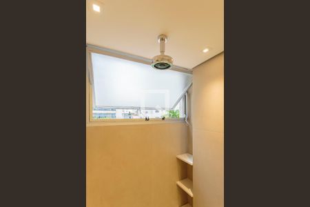 Apartamento à venda com 117m², 2 quartos e 1 vaga Apartamento à venda com 117m², 2 quartos e 1 vagaBanheiro da Suíte