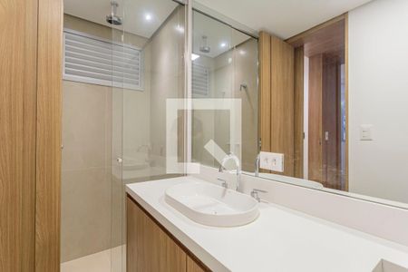 Apartamento à venda com 117m², 2 quartos e 1 vaga Apartamento à venda com 117m², 2 quartos e 1 vagaBanheiro Social