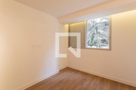 Quarto 1 de apartamento à venda com 2 quartos, 117m² em Itaim Bibi, São Paulo