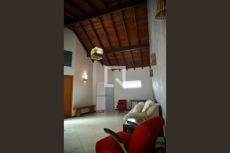 Casa à venda com 242m², 3 quartos e 4 vagasÉrea de convivência /Sótão