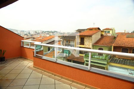 Casa à venda com 242m², 3 quartos e 4 vagasSacada Àrea de convivência /Sotão