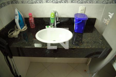 Casa à venda com 242m², 3 quartos e 4 vagasBanheiro de Serviço/Dep