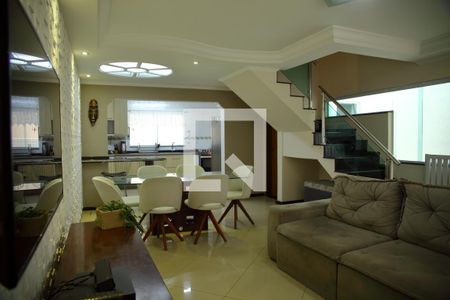 Sala de casa à venda com 3 quartos, 242m² em Nova Petrópolis, São Bernardo do Campo