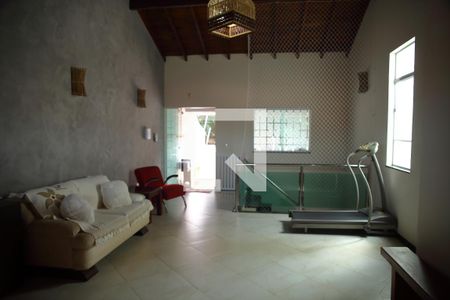 Casa à venda com 242m², 3 quartos e 4 vagasÁrea de convivência /Sótão