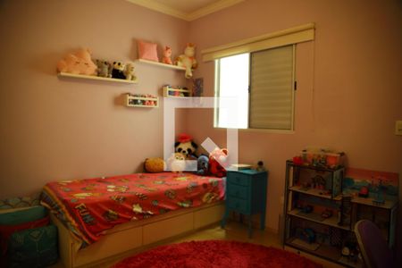 Casa à venda com 242m², 3 quartos e 4 vagasSuíte 2