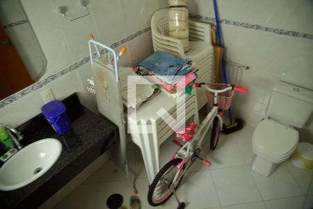 Casa à venda com 242m², 3 quartos e 4 vagasBanheiro de Serviço/Dep