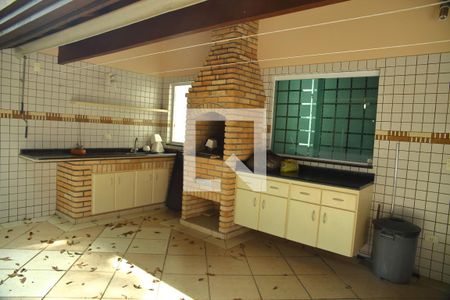 Casa à venda com 242m², 3 quartos e 4 vagasÁrea da Churrasqueira