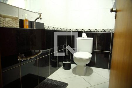 Casa à venda com 242m², 3 quartos e 4 vagasLavabo da Sala