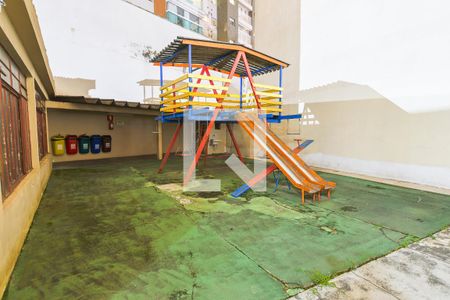 Apartamento para alugar com 2 quartos, 70m² em Cristo Rei, Curitiba
