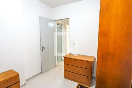 Quarto 1 de apartamento para alugar com 2 quartos, 70m² em Cristo Rei, Curitiba