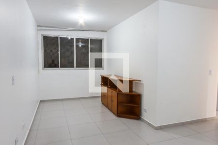Sala de apartamento para alugar com 2 quartos, 70m² em Cristo Rei, Curitiba
