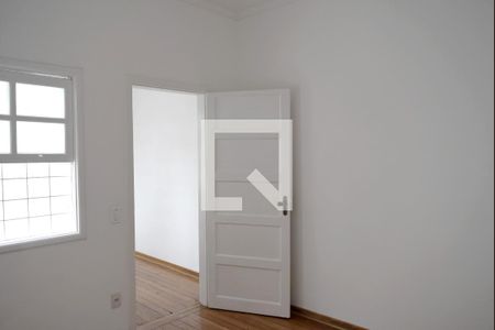 Casa para alugar com 120m², 3 quartos e 2 vagasSuíte