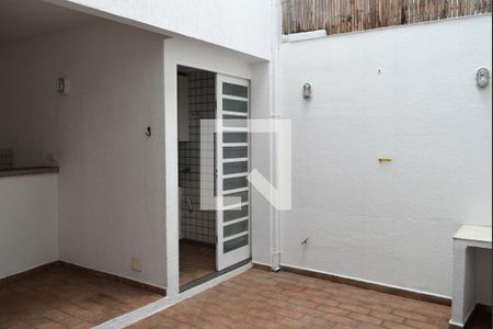 Quintal de casa para alugar com 3 quartos, 120m² em Pinheiros, São Paulo