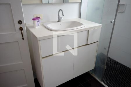 Casa para alugar com 120m², 3 quartos e 2 vagasBanheiro