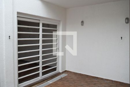 Casa para alugar com 120m², 3 quartos e 2 vagasQuintal