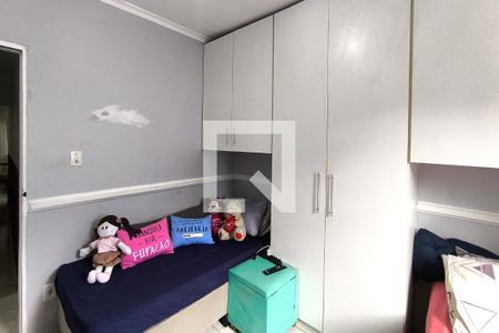 Casa à venda com 180m², 2 quartos e 2 vagas Casa à venda com 180m², 2 quartos e 2 vagasQuarto 2