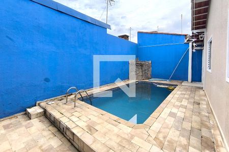 Casa à venda com 180m², 2 quartos e 2 vagas Casa à venda com 180m², 2 quartos e 2 vagasÁrea comum