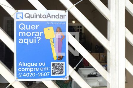 Casa à venda com 180m², 2 quartos e 2 vagas Casa à venda com 180m², 2 quartos e 2 vagasPlaca