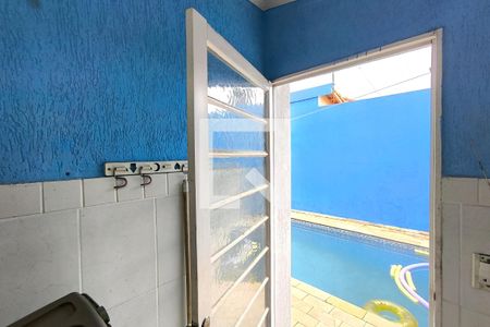 Casa à venda com 180m², 2 quartos e 2 vagas Casa à venda com 180m², 2 quartos e 2 vagasÁrea de Serviço