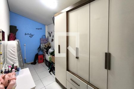 Casa à venda com 180m², 2 quartos e 2 vagas Casa à venda com 180m², 2 quartos e 2 vagasQuarto 3