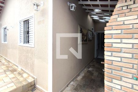 Casa à venda com 180m², 2 quartos e 2 vagas Casa à venda com 180m², 2 quartos e 2 vagasÁrea comum