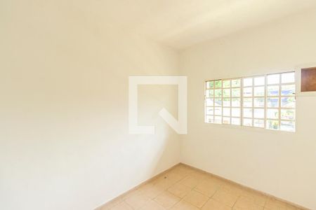 Casa para alugar com 50m², 1 quarto e sem vaga Casa para alugar com 50m², 1 quarto e sem vagaQuarto