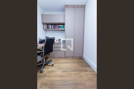 Apartamento à venda com 162m², 4 quartos e 3 vagasEscritório